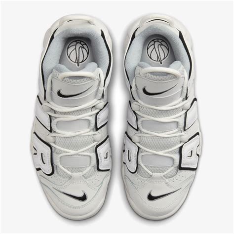 nike patike air more uptempo